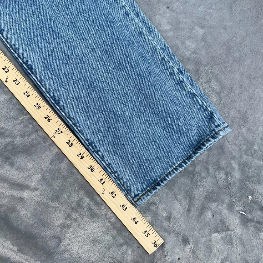 Levis 501 Jeans Mens 32x34 Light Blue Wash Straight Button Fly Original Denim